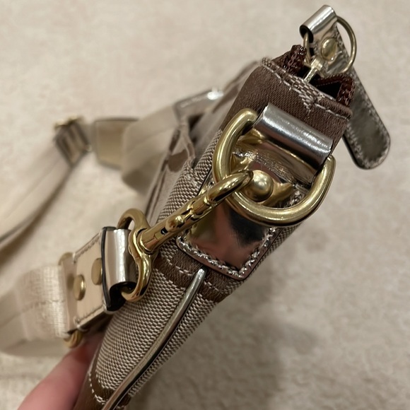 Coach vintage crossbody bag - Picture 3 of 8